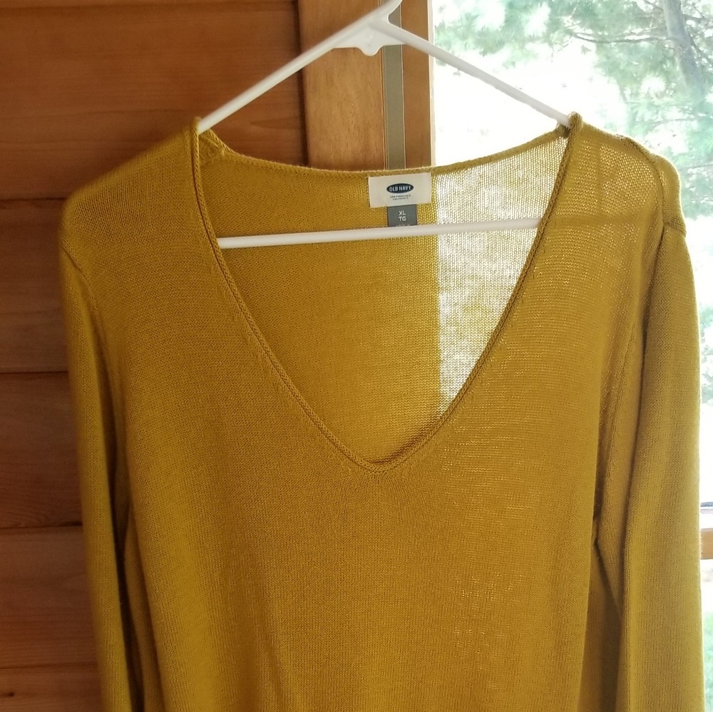 Classic Old Navy V-Neck Sweater